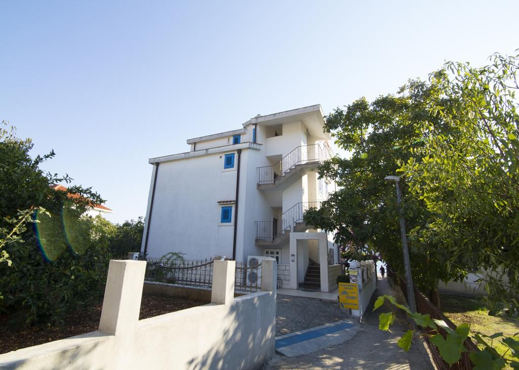 מרינה Villa Opatija מראה חיצוני תמונה